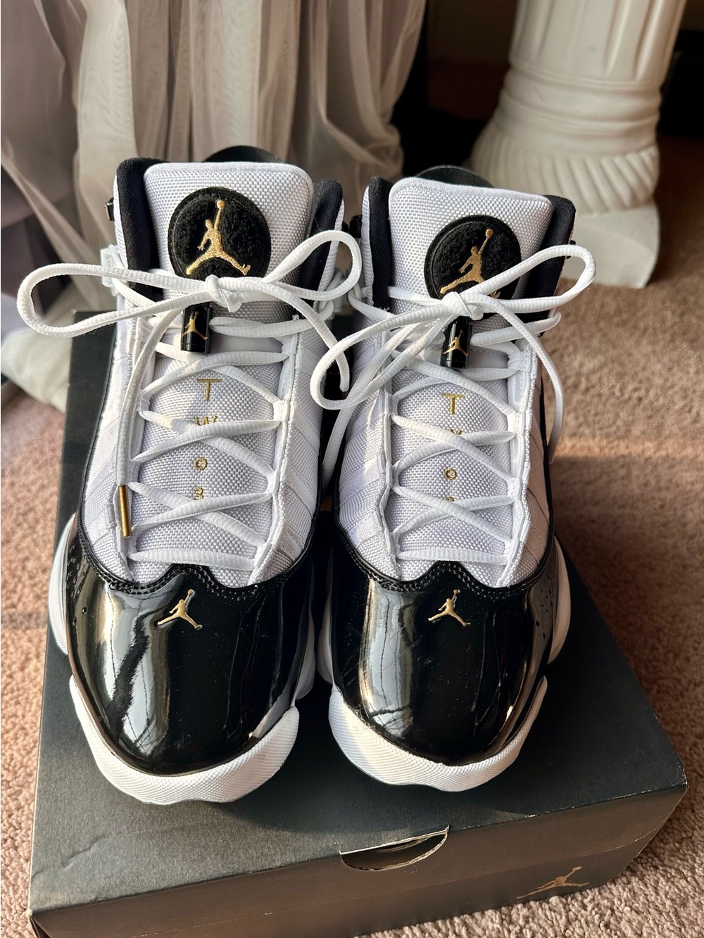 NIKE Air Jordan 6 Rings White Black Metallic Gold Sz 10.5 Men's (Worn Once)
